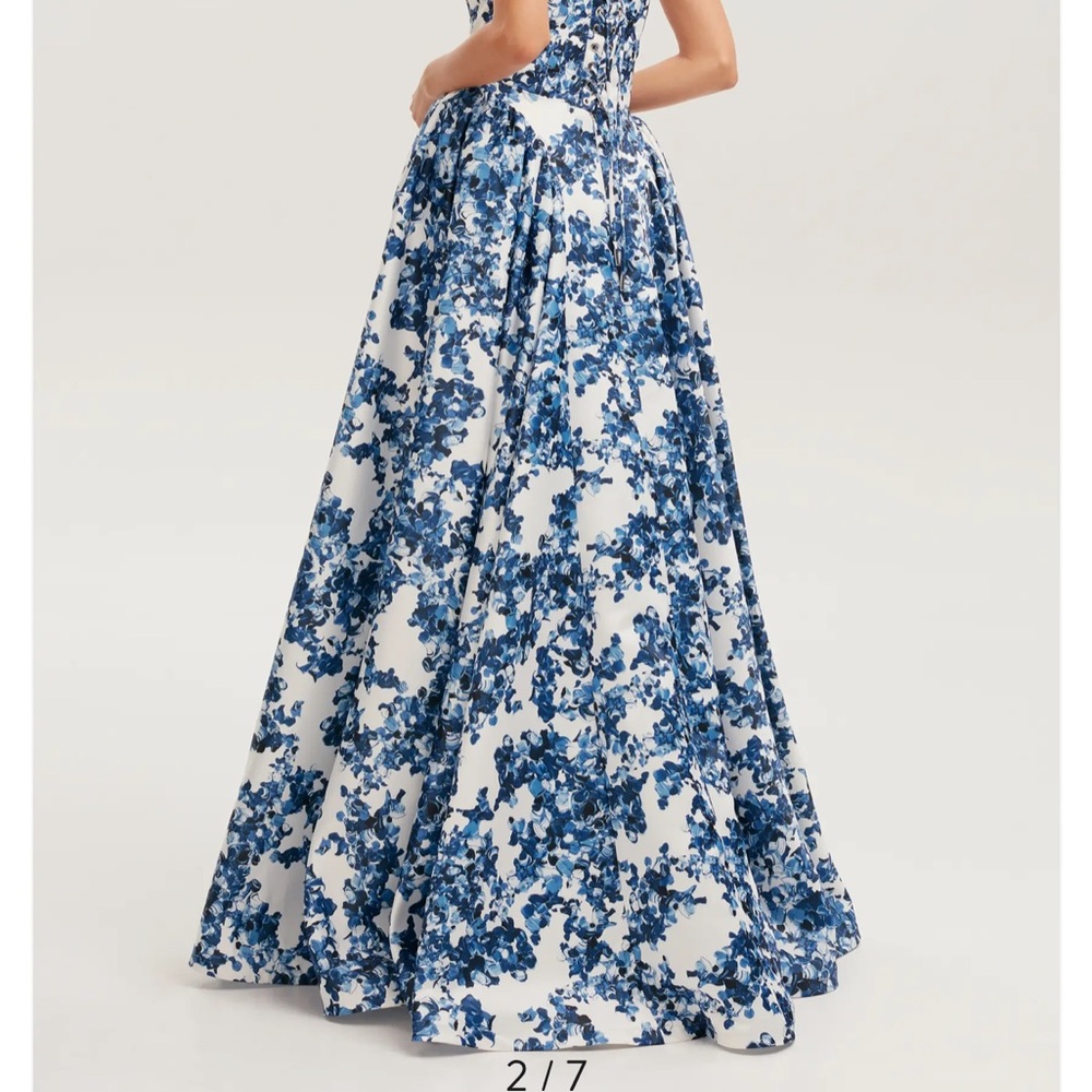 Milla Ravishing blue hydrangea corset maxi dress, Garden of Eden - Picture 2 of 14